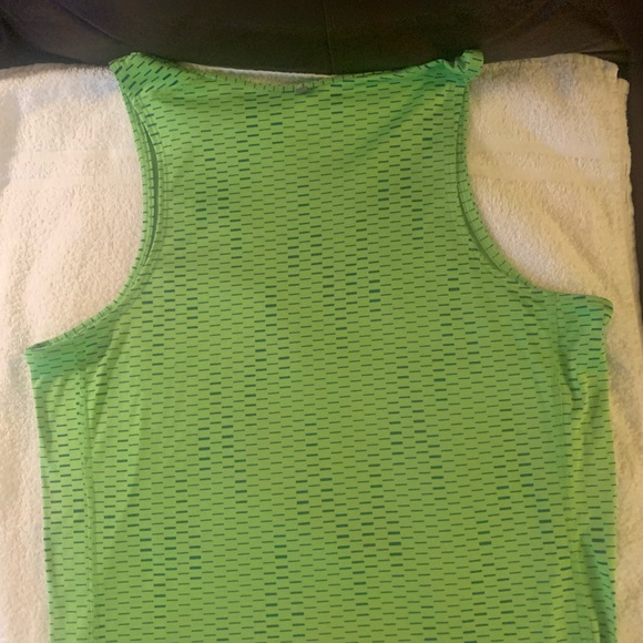 Nike Tank - Picture 9 of 10